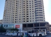 Satılır 1 otaqlı 61 m2 yeni tikili Əhmədli m.