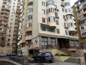 Satılır 1 otaqlı 32.3 m2 obyekt Asan Xidmət-1