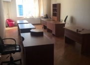 İcarəyə verilir 3 otaqlı 157 m2 ofis Şah İsmayıl Xətai m.