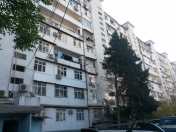 Satılır 1 otaqlı 38 m2 köhnə tikili Ukrayna dairəsi