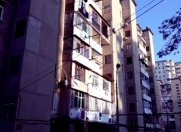 Satılır 3 otaqlı 80 m2 köhnə tikili Həzi Aslanov