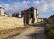 Satılır 3 otaqlı 81 m2 həyət evi Saray