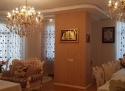 Satılır 4 otaqlı 222 m2 yeni tikili Elmlər Akademiyası m.