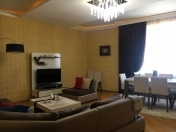 Satılır 4 otaqlı 128 m2 yeni tikili 1 mkr