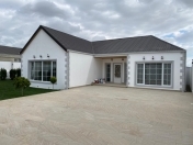 Satılır 4 otaqlı 160 m2 bağ evi Mərdəkan