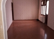 Satılır 2 otaqlı 35 m2 köhnə tikili 9 mkr