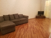 İcarəyə verilir 2 otaqlı 70 m2 köhnə tikili Gənclik m.