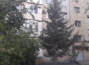 Satılır 5 otaqlı 115 m2 köhnə tikili Montin