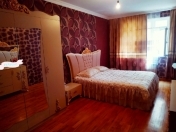 Satılır 4 otaqlı 140 m2 yeni tikili Montin