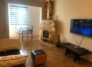 Satılır 3 otaqlı 80 m2 köhnə tikili Qara Qarayev m.