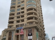 Satılır 3 otaqlı 135 m2 yeni tikili 28 May m.