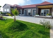 Satılır 4 otaqlı 200 m2 bağ evi Mərdəkan