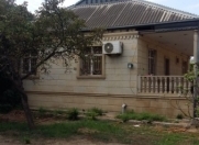 Satılır 3 otaqlı 100 m2 həyət evi Bakıxanov