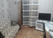 Satılır 5 otaqlı 130 m2 köhnə tikili İnşaatçılar m.