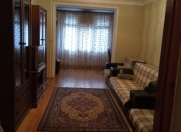 İcarəyə verilir 2 otaqlı 50 m2 köhnə tikili İnşaatçılar m.