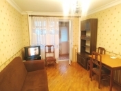 İcarəyə verilir 1 otaqlı 32 m2 köhnə tikili Elmlər Akademiyası m.