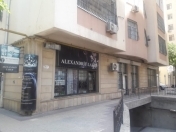 Satılır 5 otaqlı 122 m2 obyekt Tibb Universiteti