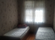 İcarəyə verilir 3 otaqlı 60 m2 köhnə tikili Neftçilər m.