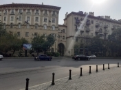 Satılır 3 otaqlı 70 m2 köhnə tikili Nizami m.