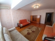 İcarəyə verilir 1 otaqlı 40 m2 köhnə tikili Gənclik m.