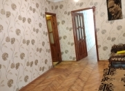 Satılır 2 otaqlı 55 m2 köhnə tikili 1 mkr