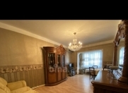 Satılır 4 otaqlı 100 m2 köhnə tikili İnşaatçılar m.