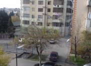 Satılır 3 otaqlı 44 m2 köhnə tikili Qara Qarayev m.