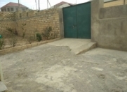 Satılır 3 otaqlı 200 m2 həyət evi Qobu