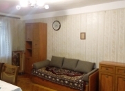 İcarəyə verilir 2 otaqlı 47 m2 köhnə tikili Nizami m.