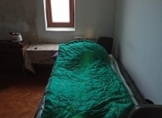 İcarəyə verilir 1 otaqlı 12 m2 həyət evi 28 Mall