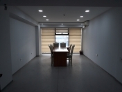 İcarəyə verilir 1 otaqlı 40 m2 ofis 3 mkr