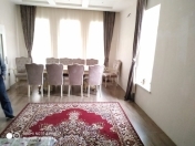 Satılır 5 otaqlı 200 m2 həyət evi Aviasiya Akademiyası Universiteti