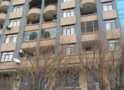 İcarəyə verilir 3 otaqlı 100 m2 yeni tikili Türkiyə səfirliyi