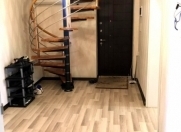 Satılır 4 otaqlı 131 m2 köhnə tikili Elmlər Akademiyası m.