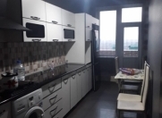 İcarəyə verilir 3 otaqlı 145 m2 yeni tikili Memar Əcəmi m.