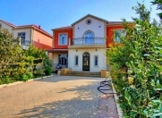 Satılır 7 otaqlı 250 m2 bağ evi Mərdəkan