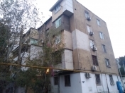 Satılır 3 otaqlı 75 m2 köhnə tikili Montin