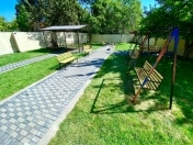 Satılır 4 otaqlı 142 m2 yeni tikili Qara Qarayev m.