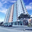 Satılır 2 otaqlı 70 m2 yeni tikili Qara Qarayev m.