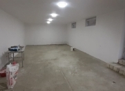 İcarəyə verilir 1 otaqlı 55 m2 obyekt Dədə Qorqud