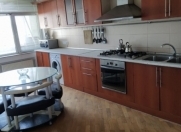 İcarəyə verilir 4 otaqlı 117 m2 yeni tikili 28 May m.