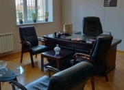 İcarəyə verilir 4 otaqlı 140 m2 ofis Şah İsmayıl Xətai m.