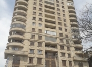 Satılır 3 otaqlı 116 m2 yeni tikili 28 May m.