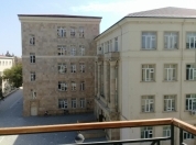 Satılır 4 otaqlı 130 m2 köhnə tikili İçəri Şəhər m.