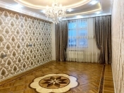 Satılır 3 otaqlı 120 m2 yeni tikili 5 mkr