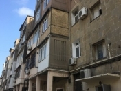Satılır 2 otaqlı 50 m2 köhnə tikili Heydər Əliyev Mərkəzi