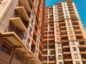 Satılır 4 otaqlı 180 m2 yeni tikili 8 mkr