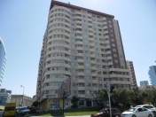 İcarəyə verilir 4 otaqlı 200 m2 yeni tikili Zabitlər parkı