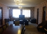 Satılır 7 otaqlı 200 m2 həyət evi Bayıl