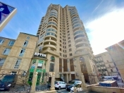 Satılır 3 otaqlı 116 m2 yeni tikili 28 May m.